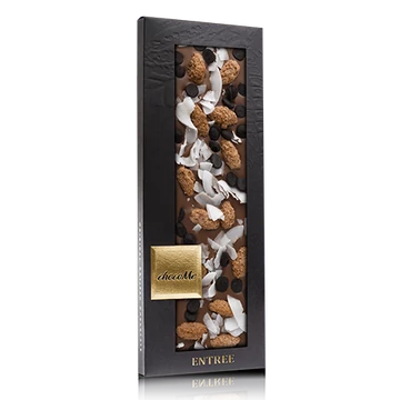 Tejcsokoládé, fahéjas-cukros mandula, kókuszforgács, étcsokoládé pasztilla