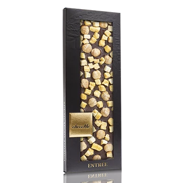 Tejcsokoládé, fahéj, liofilizált őszibarack, mogyoró