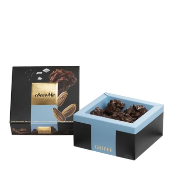 Mandula pálcikák Maldon sóval, fekete szezámmal, granolával tejcsokoládéban